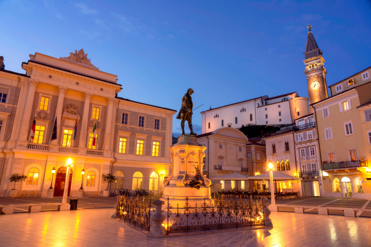 Visokotlačno strojno čiščenje A&A - Čiščenje spomenikov<br />
